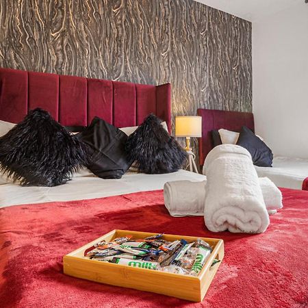 Oceanic Bliss: 2 Bed 2 Bath + Free Park + Netflix Apartment Birmingham Ngoại thất bức ảnh